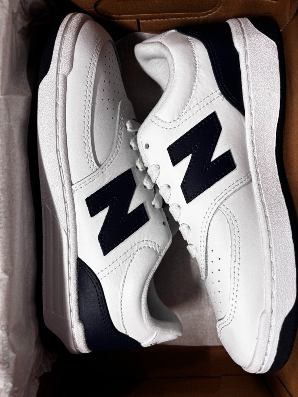 New Balance 080 Lace Kids White Navy Sneakers Size 5.5 Brand New